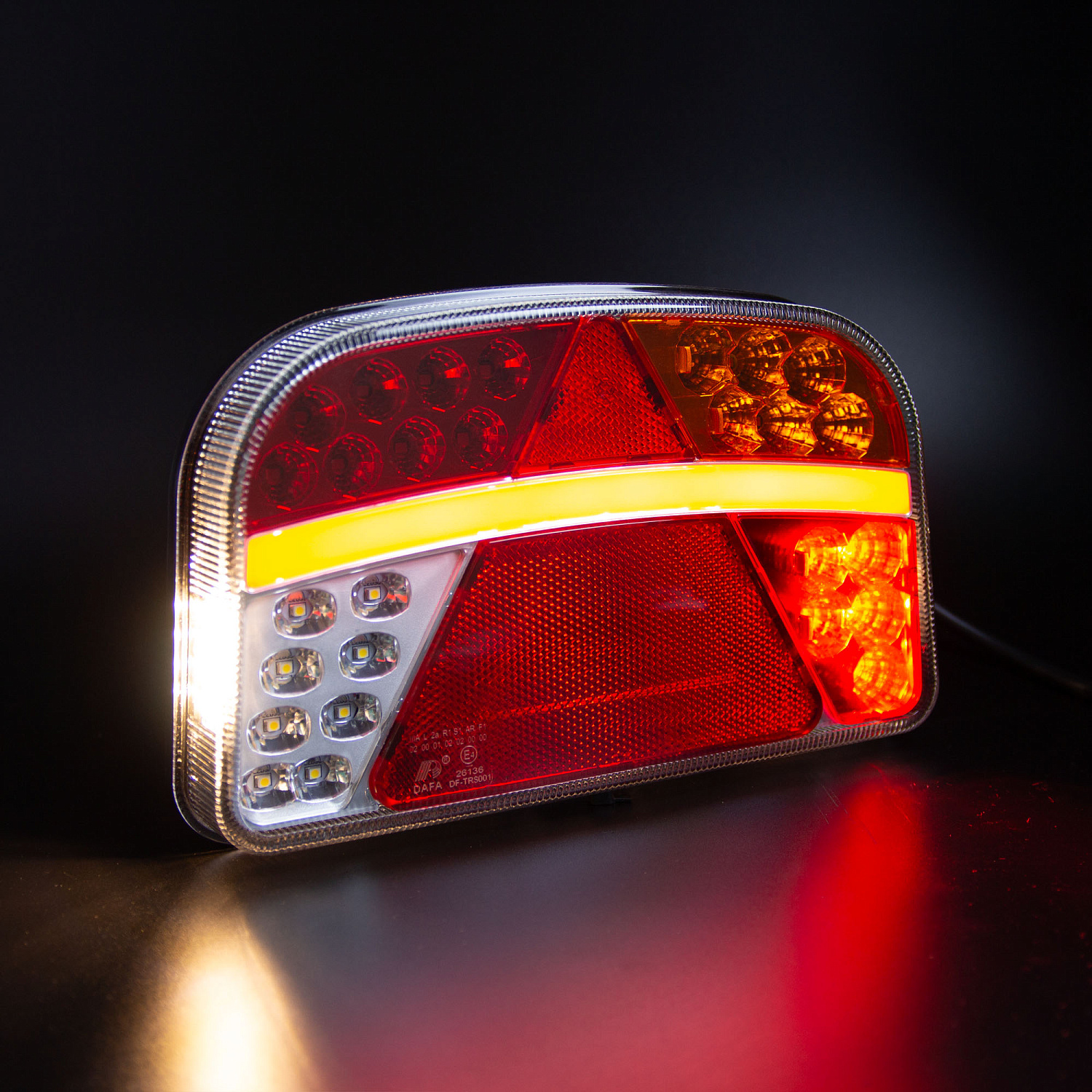 Фонарь задний многофункциональный LEDWORKER TRS001 LED R (провод)