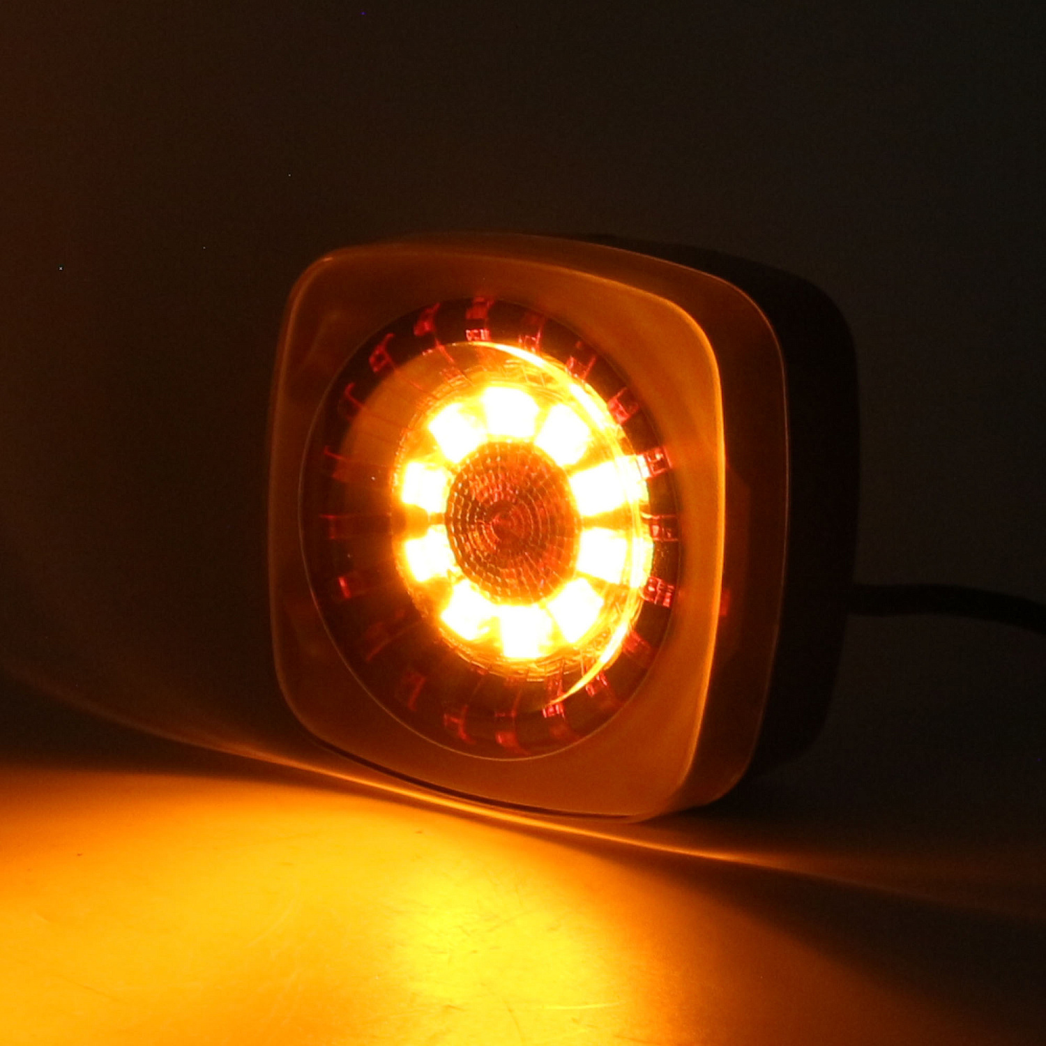 Фонарь LED задний многофункциональный LEDWORKER E7504-1 L (провод)