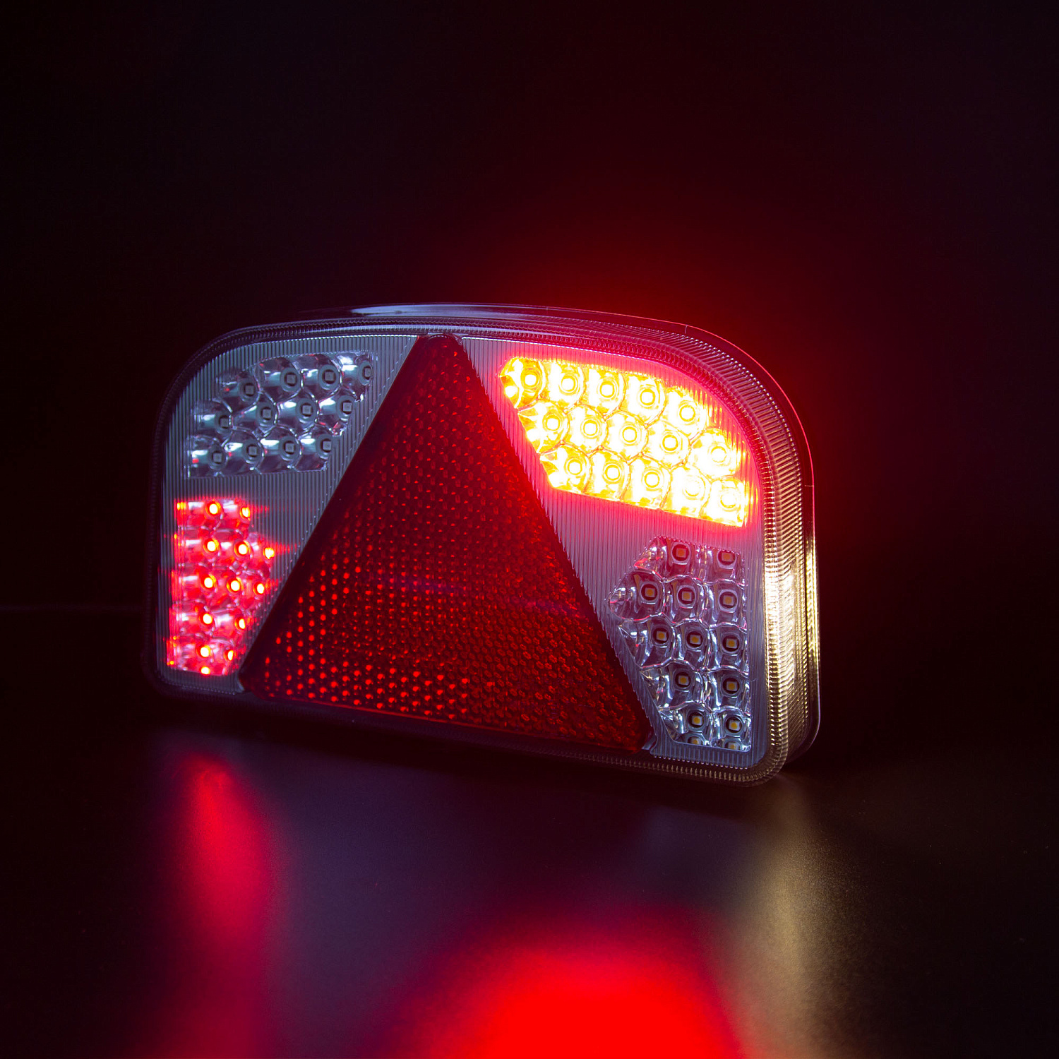 Фонарь задний многофункциональный LEDWORKER TRL002 LED (провод)