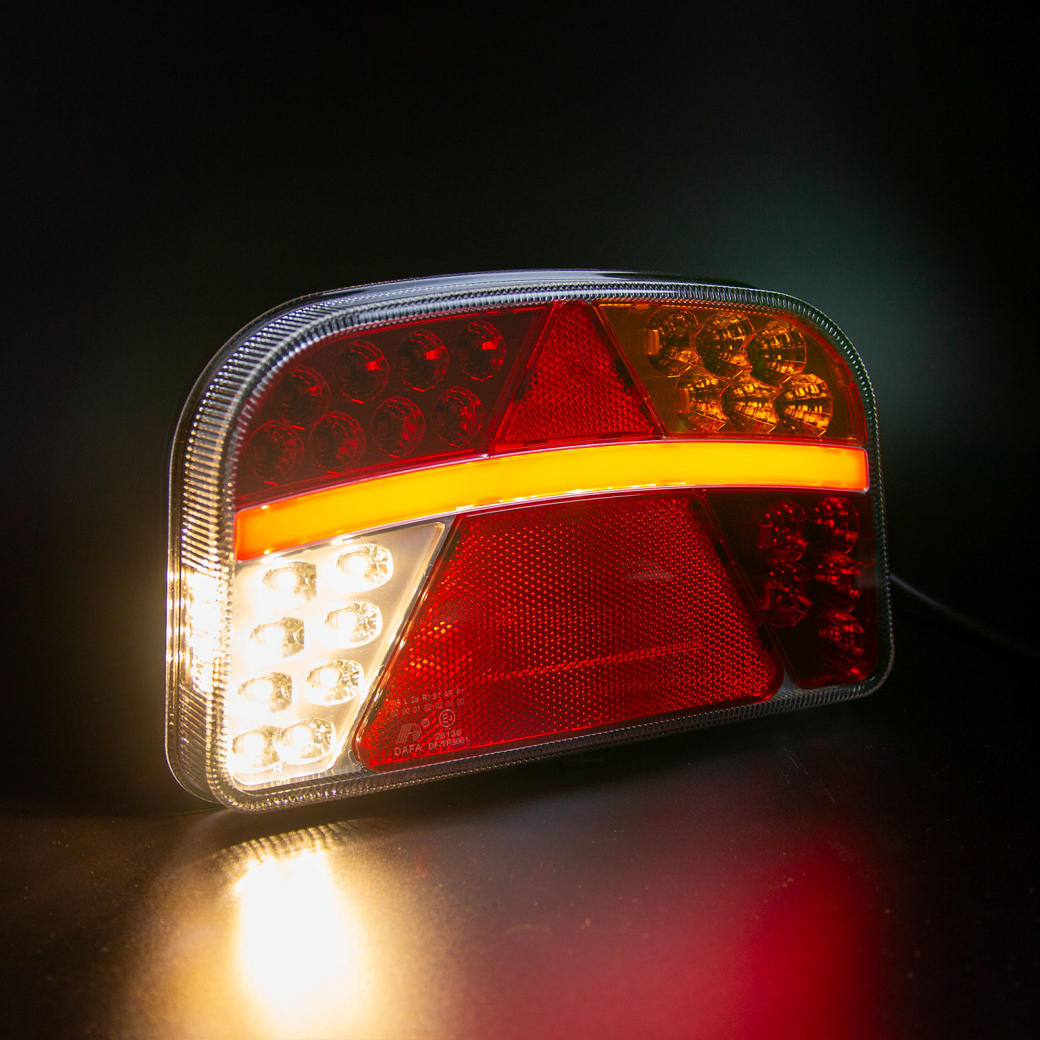 Фонарь задний многофункциональный LEDWORKER TRS001 LED R (провод)