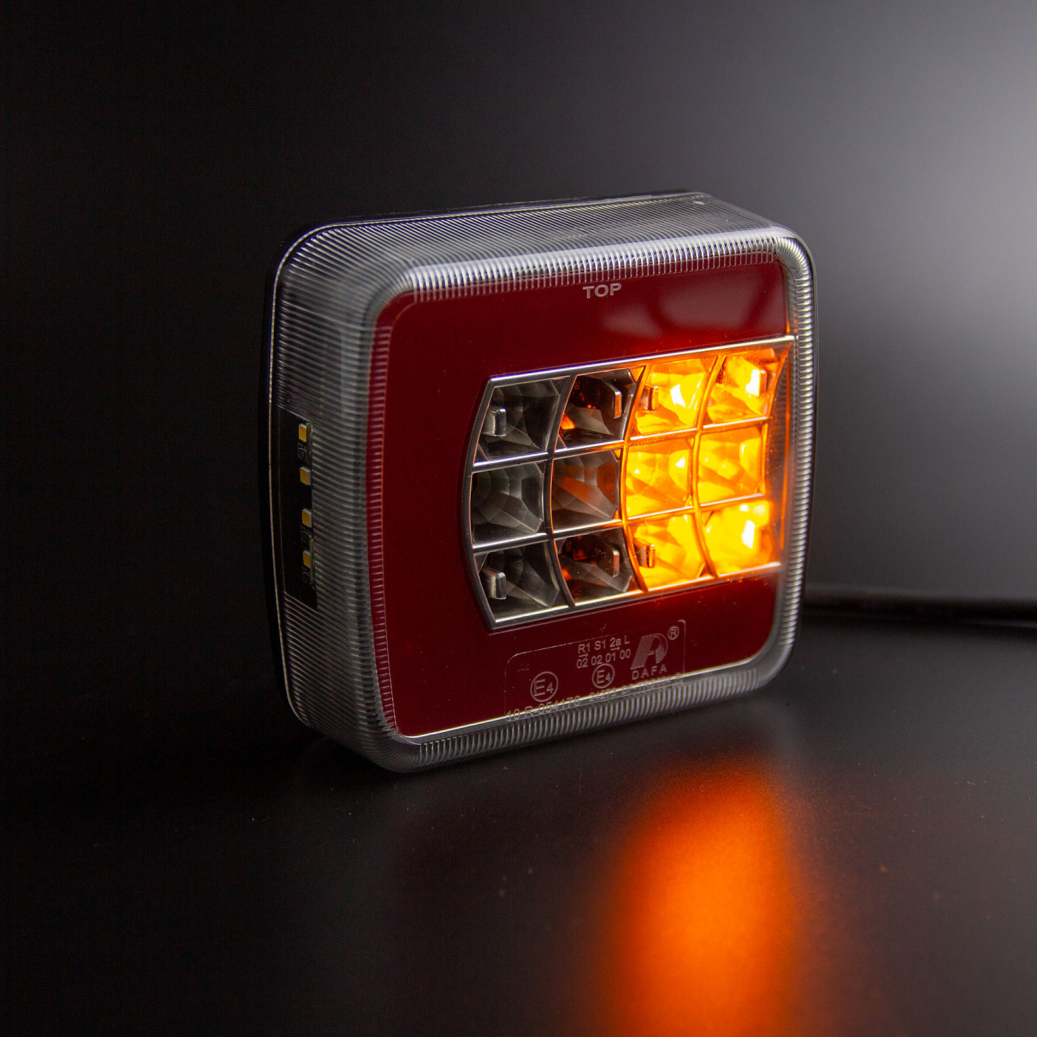 Фонарь задний многофункциональный LEDWORKER TRS004 LED Bajonet R