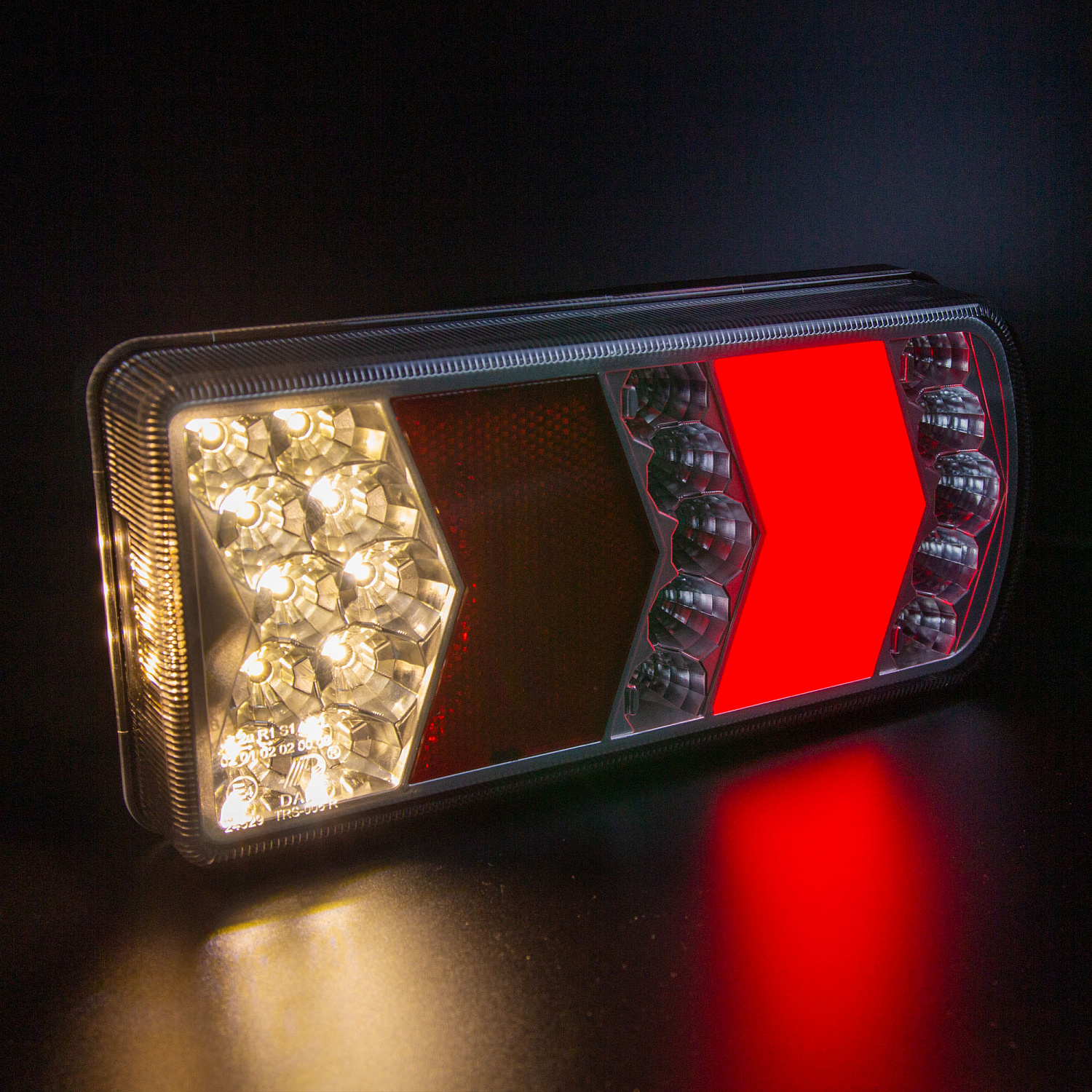 Фонарь задний многофункциональный LEDWORKER TRS006 LED R (провод)