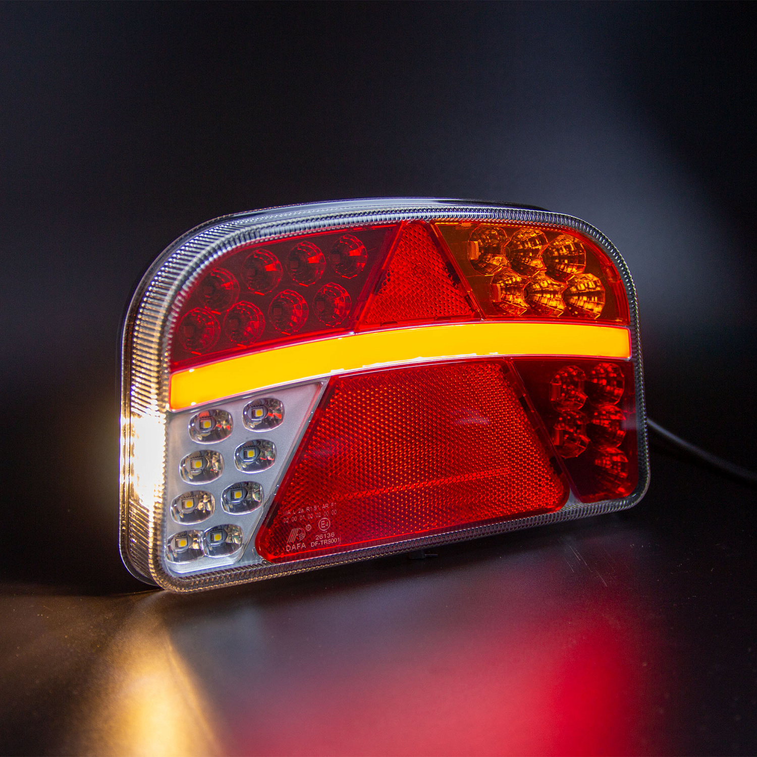 Фонарь задний многофункциональный LEDWORKER TRS001 LED R (провод)