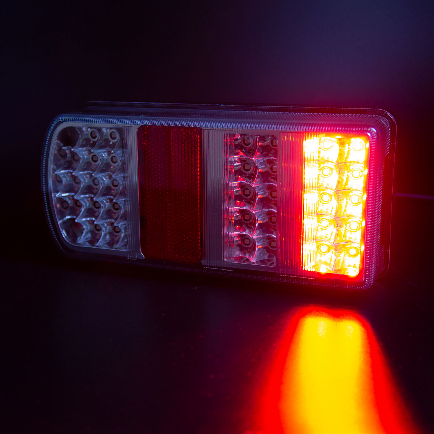Фонарь задний многофункциональный LEDWORKER TRL006 LED Bajonet L