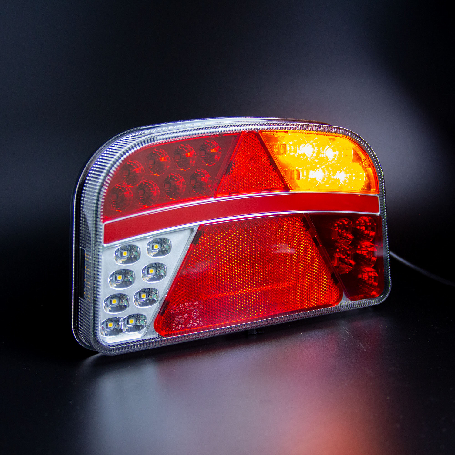 Фонарь задний многофункциональный LEDWORKER TRS001 LED R (провод)